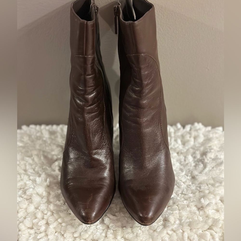 Nine West Brown Leather Above Ankle Almond Toe Bootie Size 8.5.